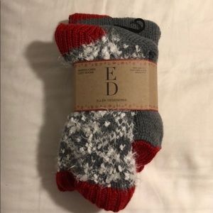 ED Ellen Degeneres Fuzzy Socks